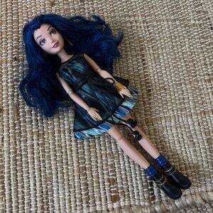 Disney Descendants • Evie Barbie doll